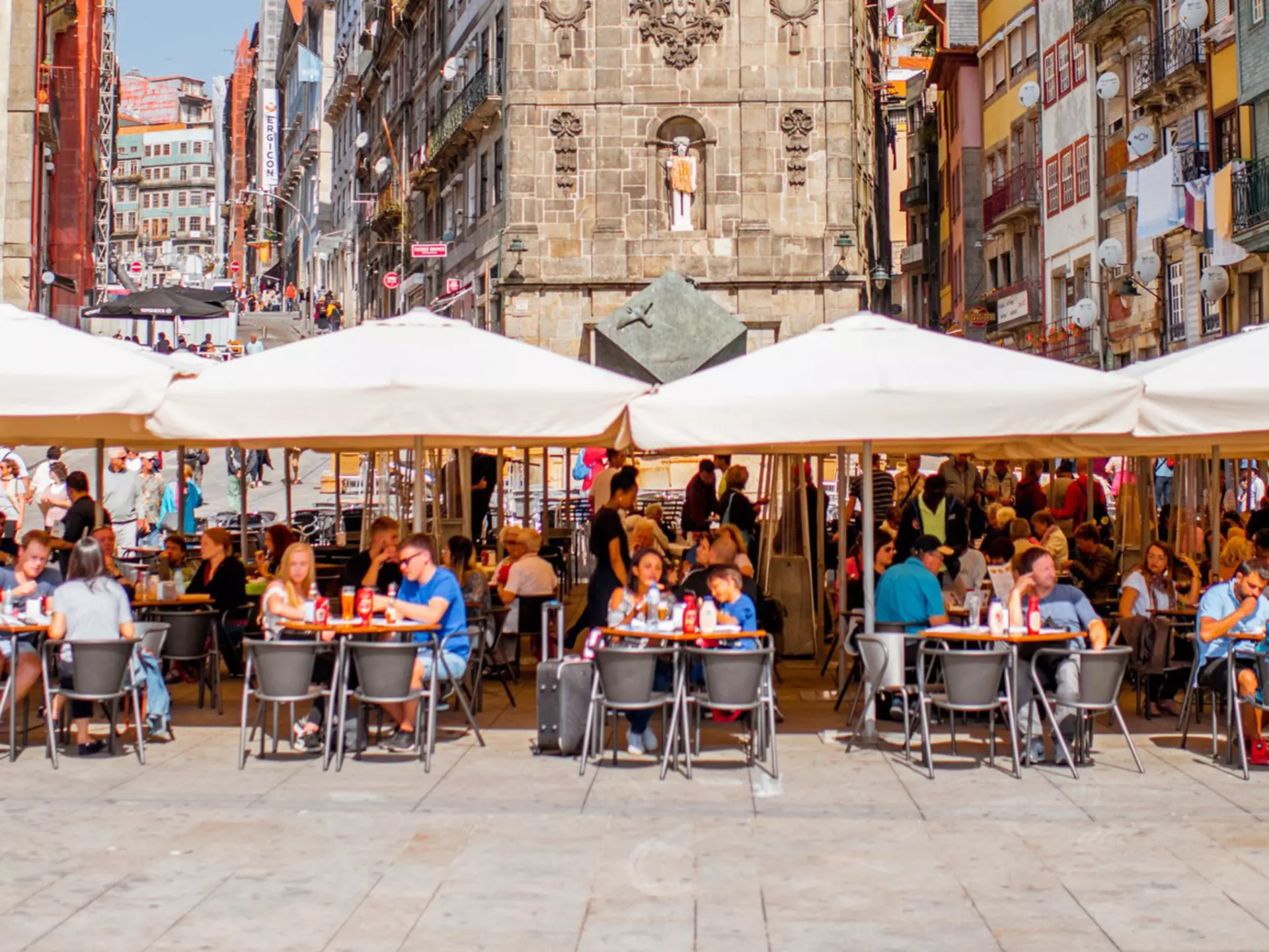 PORTO, PORTUGAL - September 25, 2017: View on the Ribeira square with tourists sitting at the bars and restaurants in Porto city, Portugal
875781924
Photography, Tourism, Portugal, Tradition, Beautiful Woman, Europe, Cityscape, Architecture, Square - Composition, European Culture, Horizontal, History, People, Facade, Town Square, Old, Street, Ukraine, Town, Outdoors, Commercial Kitchen, Building Terrace, Bar - Drink Establishment, City Life, Cafe, Built Structure, Food and Drink Establishment, Portuguese Culture, Lifestyles, Environment, Porto - Portugal, Restaurant, Ancient