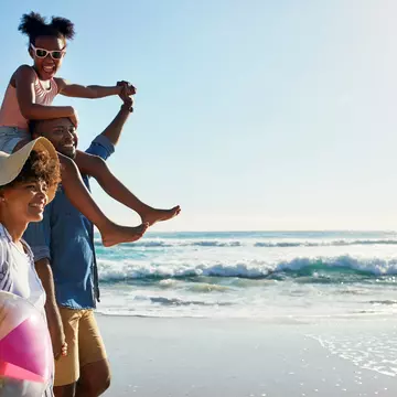 Here are the best experiences in Jamaica for family travelers © PeopleImages.com - Yuri A / Shutterstock