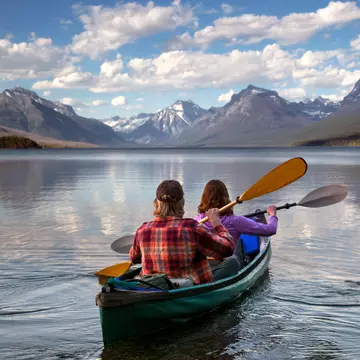 Paddling out in Glacier National Park. Shutterstock/El Nariz