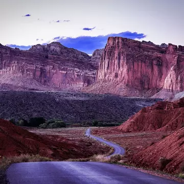 A string of unforgettable National Parks in the beautiful American Southwest is connected by miles of road and open sky © Chris Curtis / Shutterstock