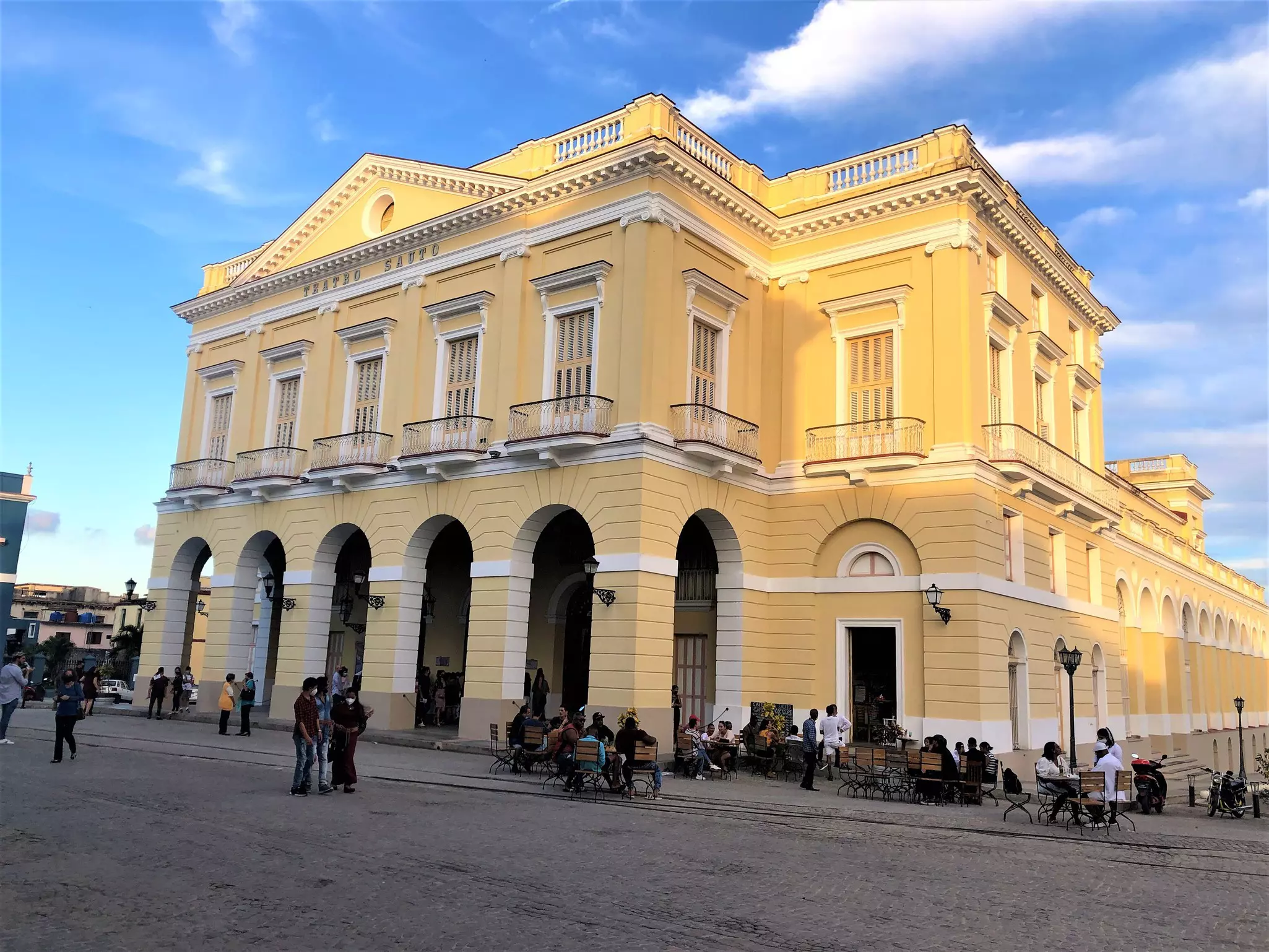 Teatro Sauto, Cuba