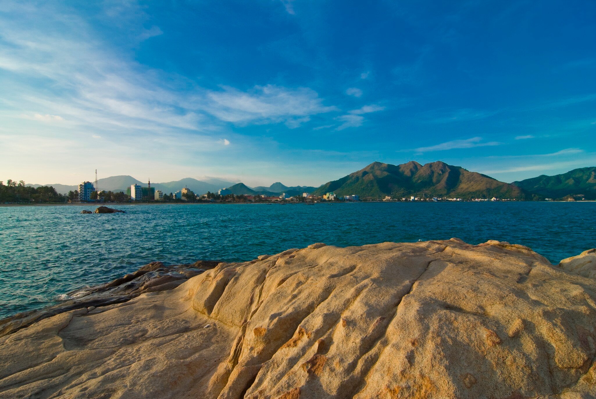 Hon Chong Promontory with view of the bay, Nha Trang, Vietnam, Indochina, Southeast Asia, Asia