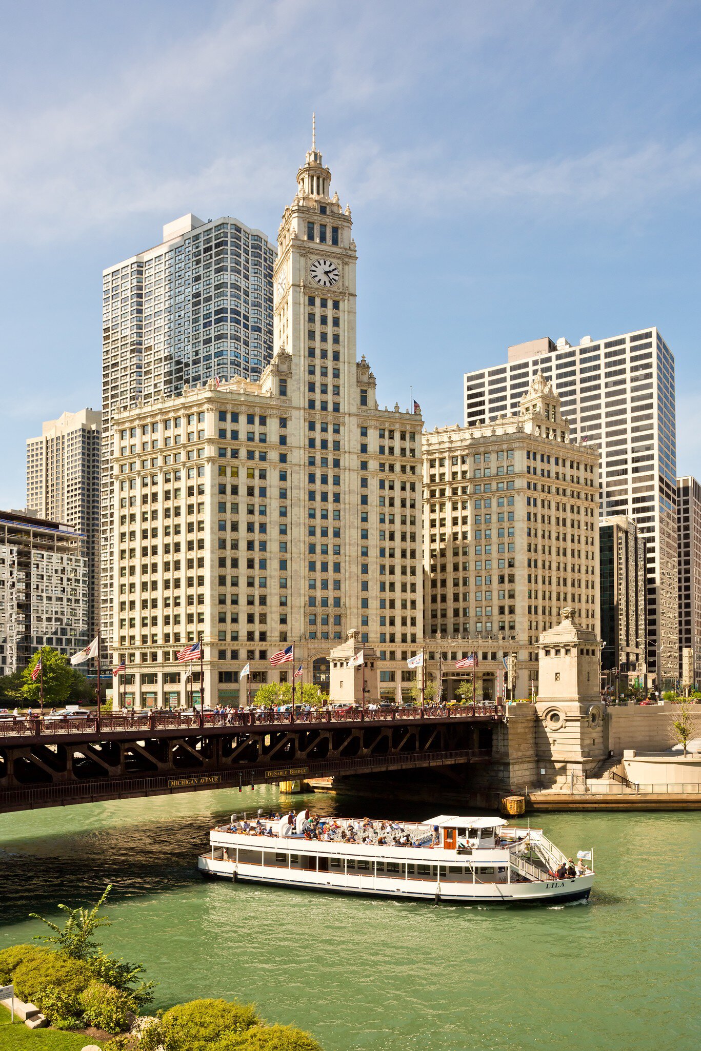 View of a cruise boat passing along the river in Chicago, Illinois.