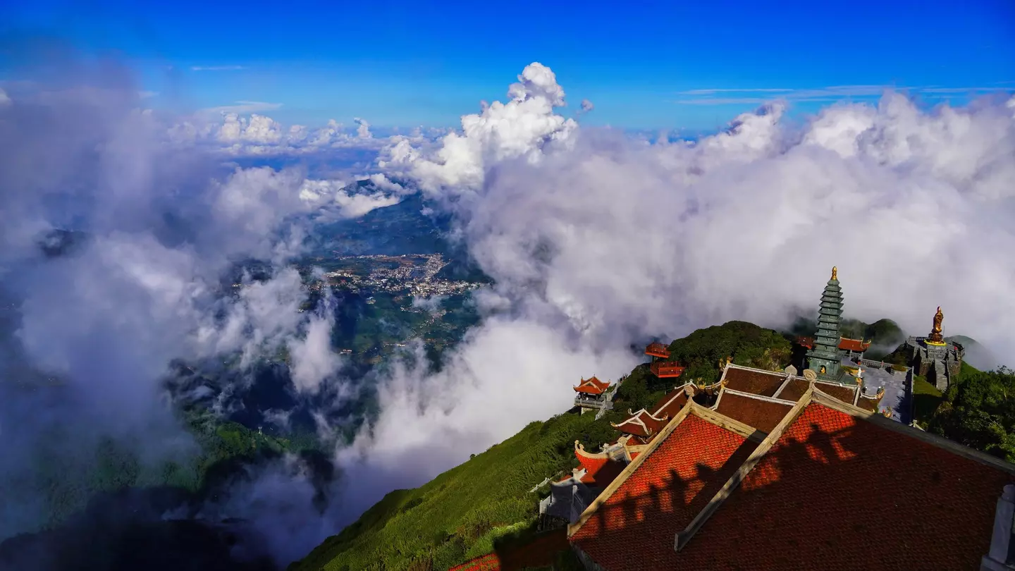 Mt Fansipan, the highest mountain in South East Asia, near Sapa, Vietnam
