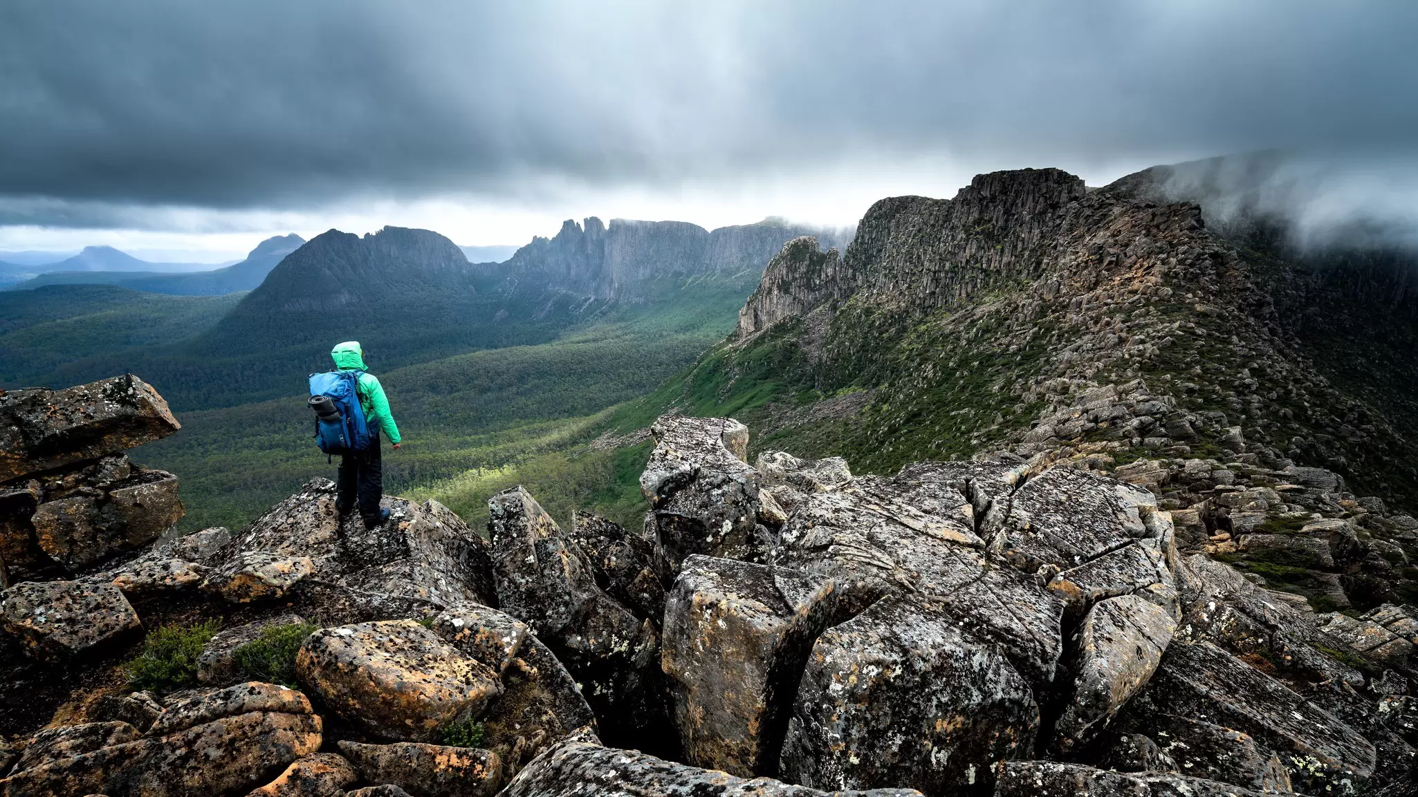 GettyImages-1132941696-16.9.jpg