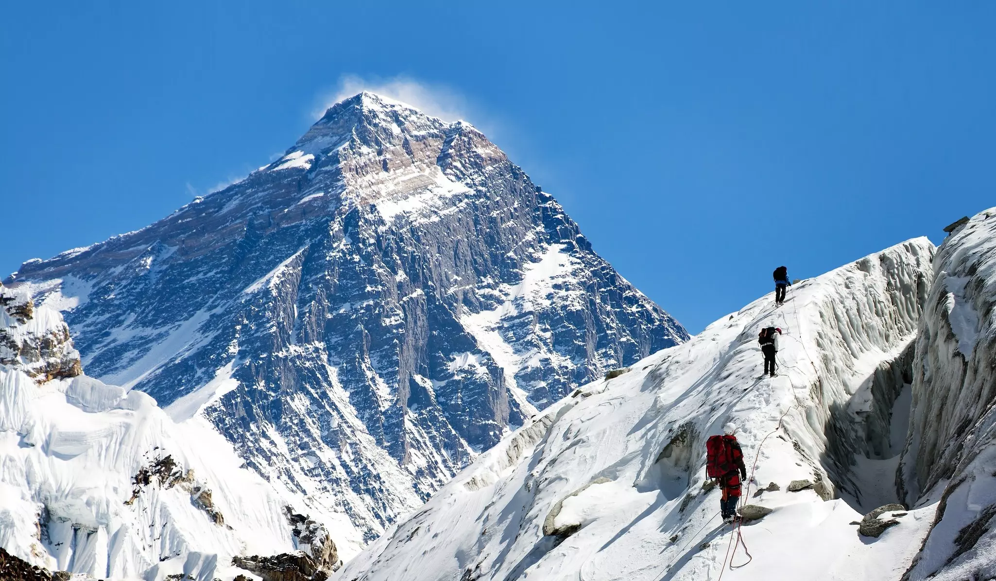 Allow extra time to explore Everest's Gokyo Valley © Daniel Prudek / Shutterstock