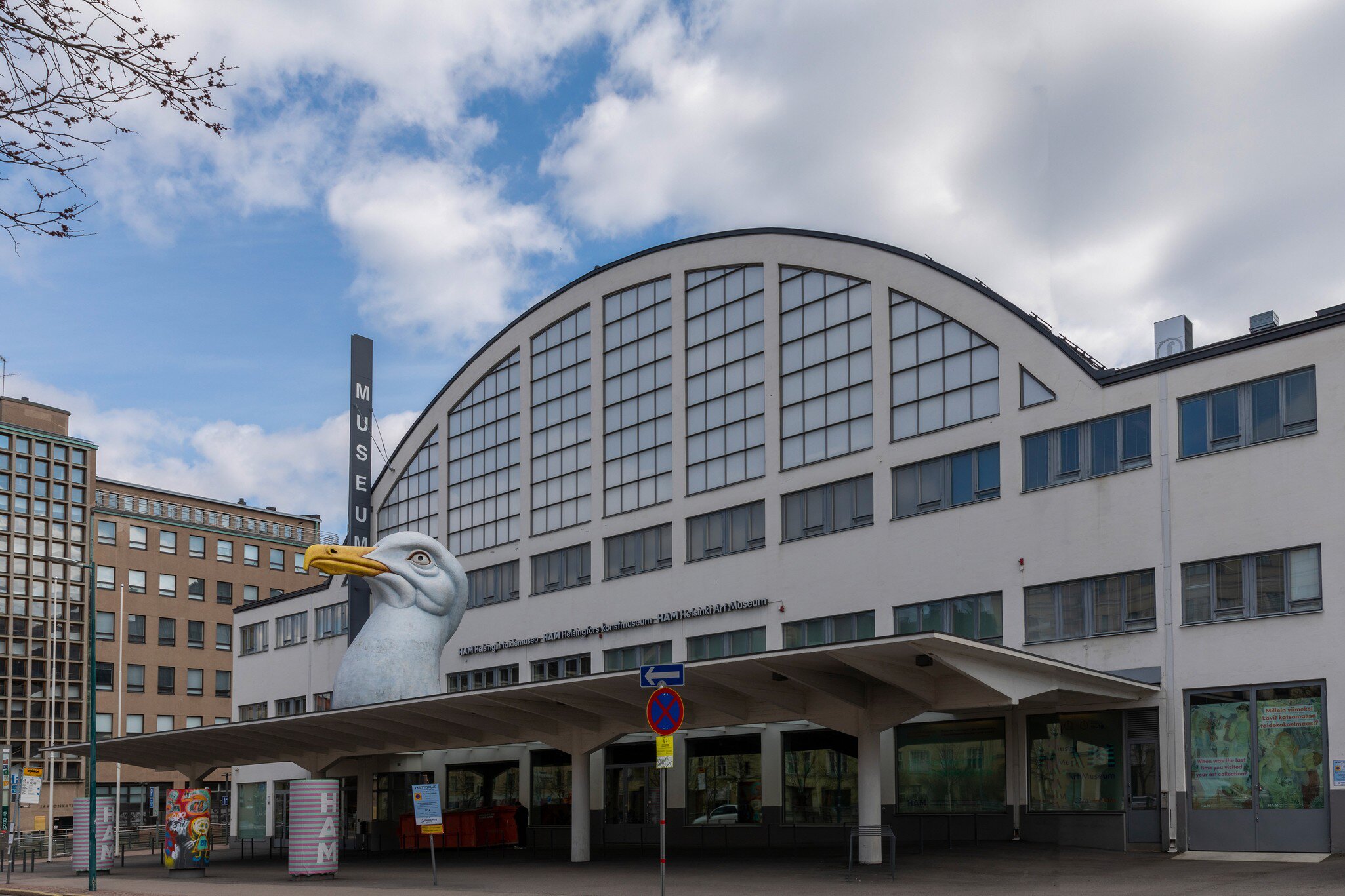 Helsinki, Finland - apr 19th 2020: Helsinki Art Museum (HAM) is easy to recognise by a giant seagull head on top of the entrance., License Type: media, Download Time: 2026-04-16T15:47:07.000Z, User: esterpyykko45, Editorial: true, purchase_order: 65050 - Digital Destinations and Articles, job: Lonely Planet, client: app content, other: Ester Pyykko