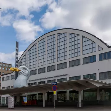 Helsinki, Finland - apr 19th 2020: Helsinki Art Museum (HAM) is easy to recognise by a giant seagull head on top of the entrance., License Type: media, Download Time: 2026-04-16T15:47:07.000Z, User: esterpyykko45, Editorial: true, purchase_order: 65050 - Digital Destinations and Articles, job: Lonely Planet, client: app content, other: Ester Pyykko