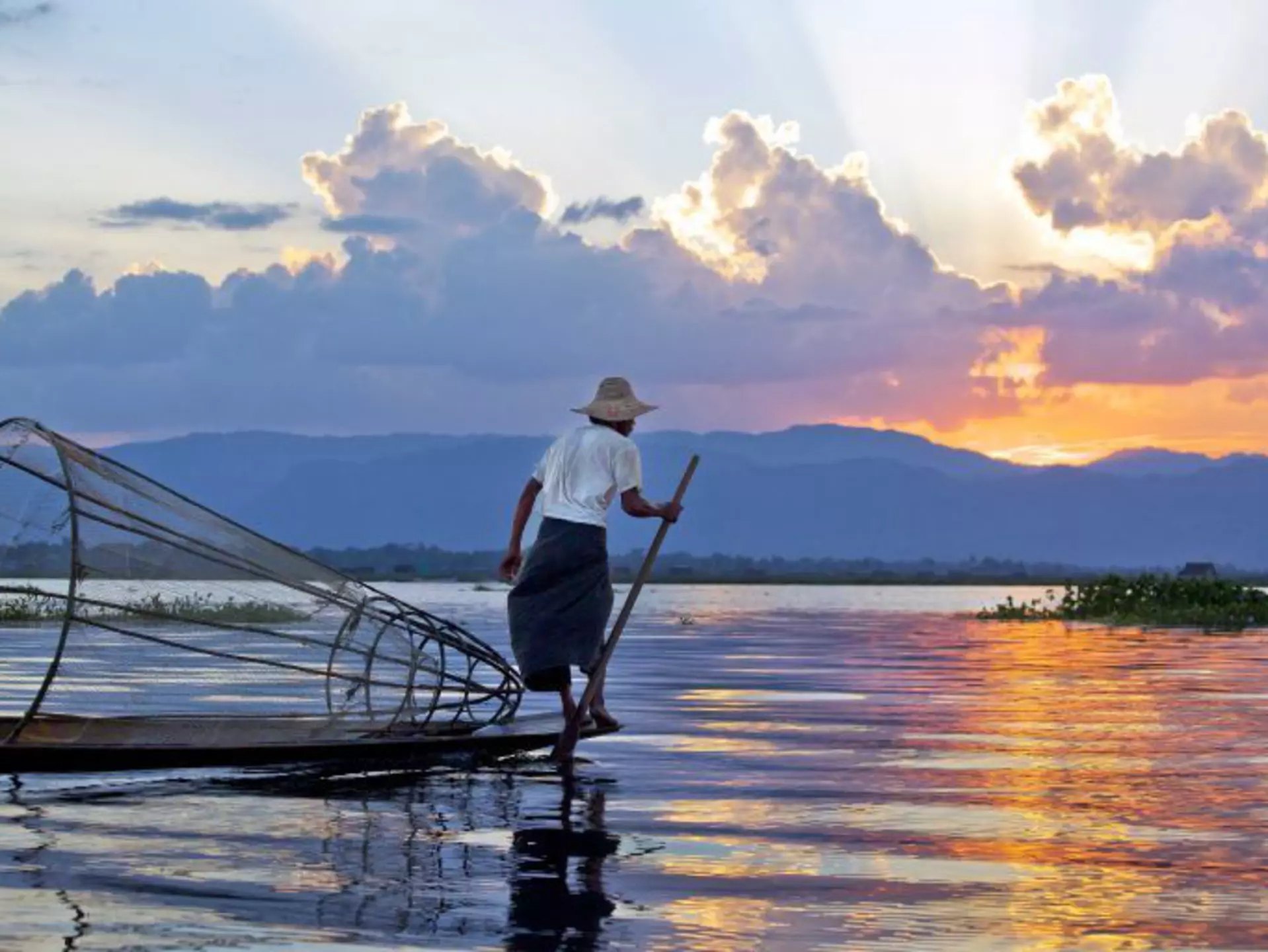 Myanmar moves forward into a bright future