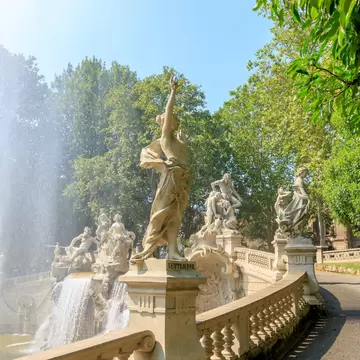 The 12 Months Fountain, one of the most significant architectural works of the park, Valentino.