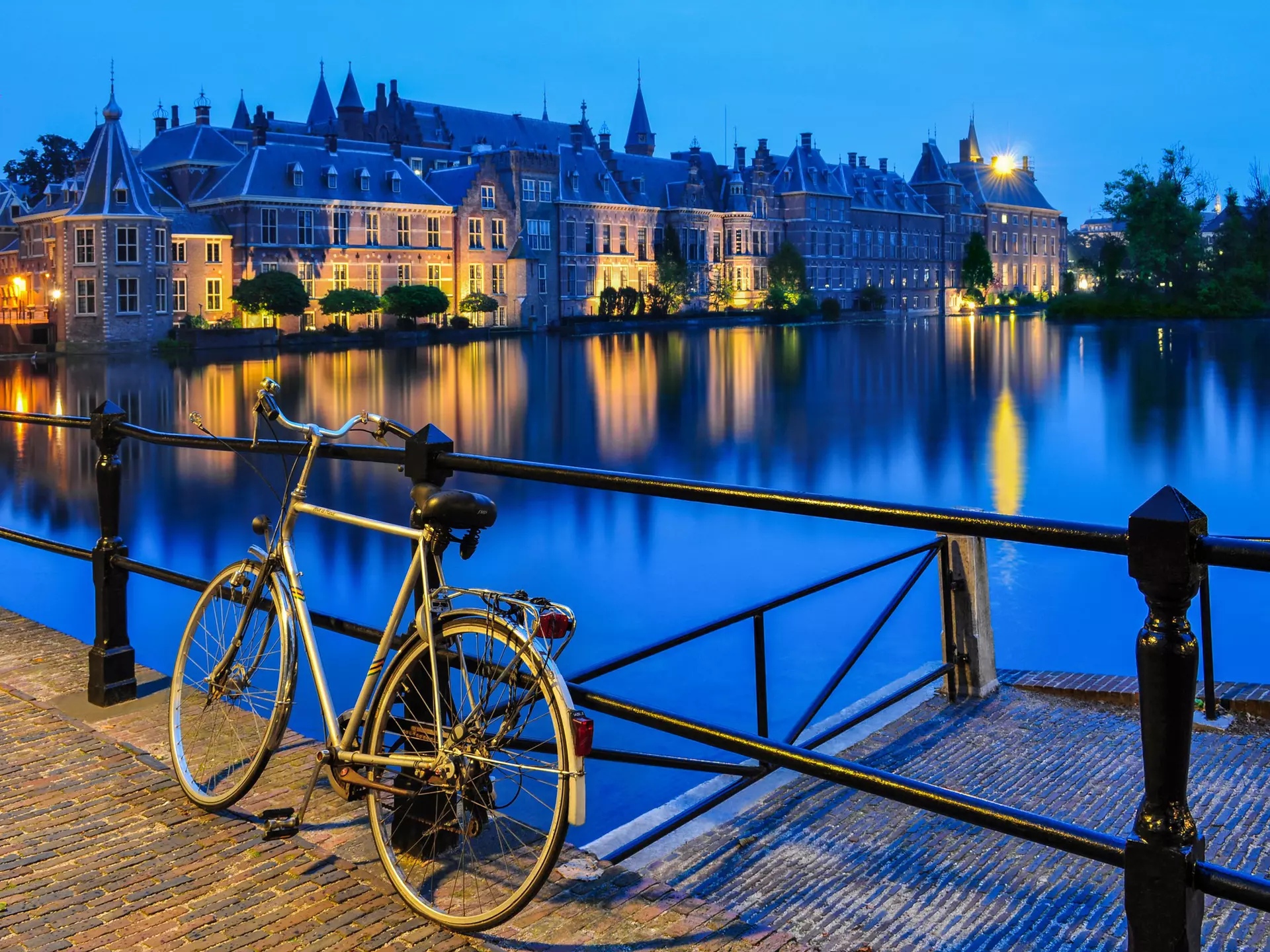 A canal in The Hague, close to Binnenhof. Mihaiu/Shutterstock