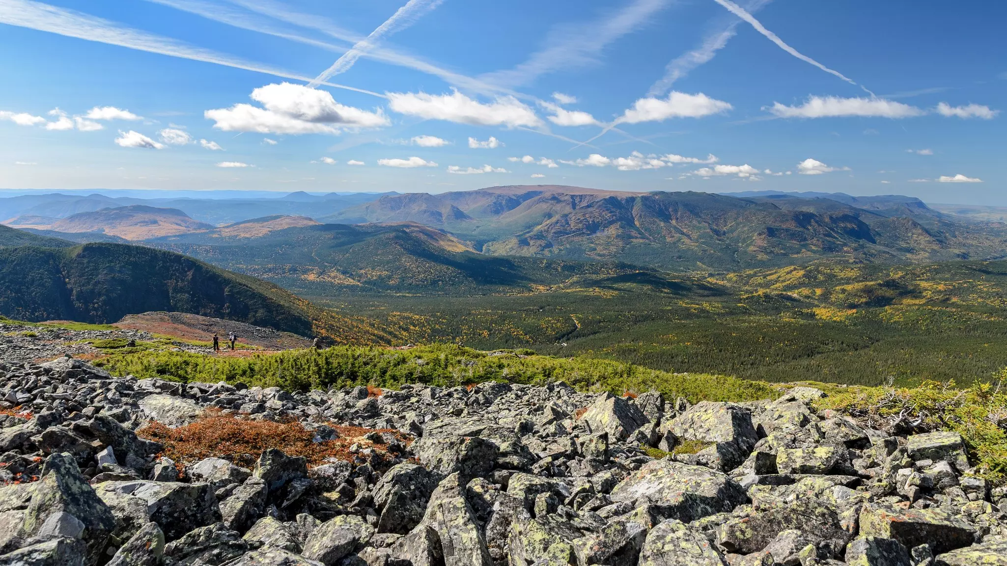 Panoramic view of the hiking trails in Gaspésie National Park, 10 minutes from the basilica. Tommy Larey/Shutterstock