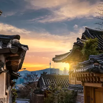Traditional Korean style architecture at Bukchon Hanok Village in Seoul, South Korea.; Shutterstock ID 284085128; Your name (First / Last): Josh Vogel; Project no. or GL code: 56530; Network activity no. or Cost Centre: Online-Design; Product or P...