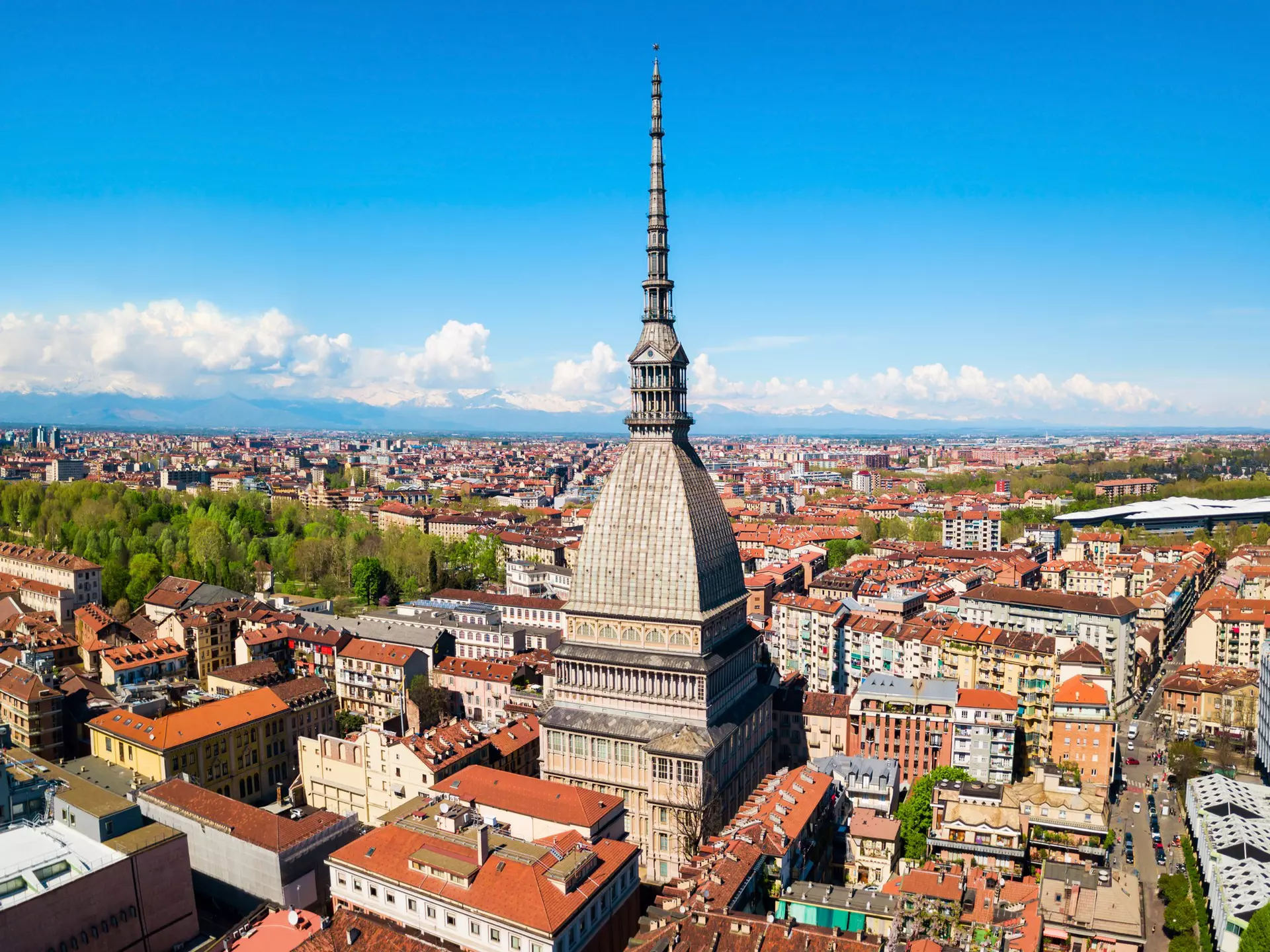 It's generally warm enough to dine and drink al fresco in Turin from May to October. saiko3p/Shutterstock