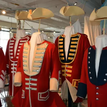 QUEBEC CITY QUEBEC CANADA 08 23 2020: Britihs Soldier's costumes of the famous Battle of the Plains of Abraham (1759) and the Battle of Sainte-Foy (1760)  License Type: media  Download Time: 2022-06-11T15:51:03.000Z  User: bhealy950  Is Editorial: Yes  purchase_order: