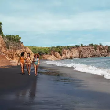 Whether you're looking to soak up the sun, swim in crystal-clear waters, or indulge in water sports, there's a beach for you in Puerto Rico © Courtesy of Discover Puerto Rico