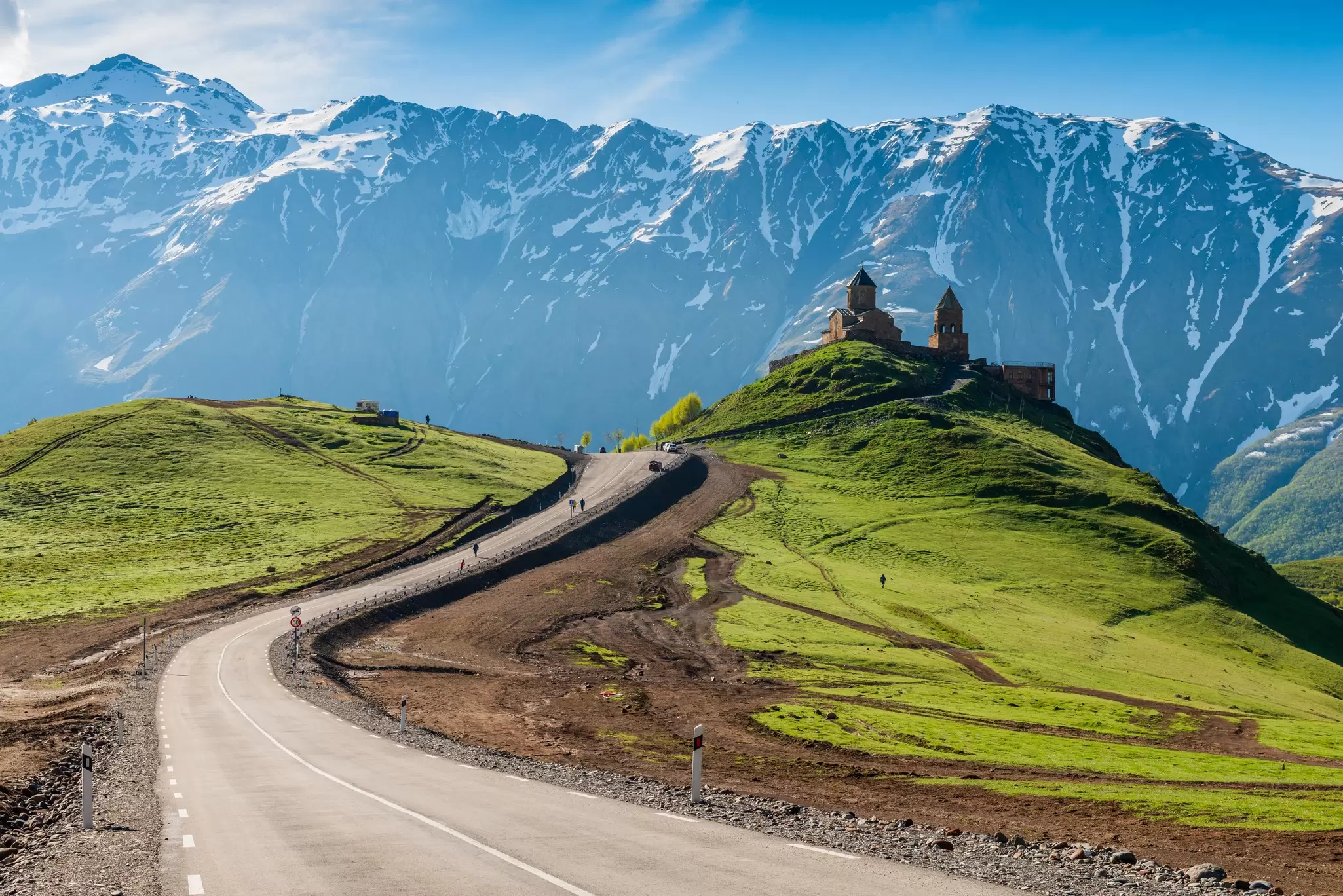 Church of the Holy Trinity in the mountains of Georgia. Vladimir Kovalchuk / Shutterstock
