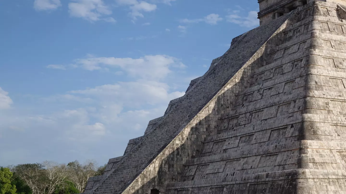 El Castillo at Chichén Itzá. Wu Swee Ong/Getty Images 