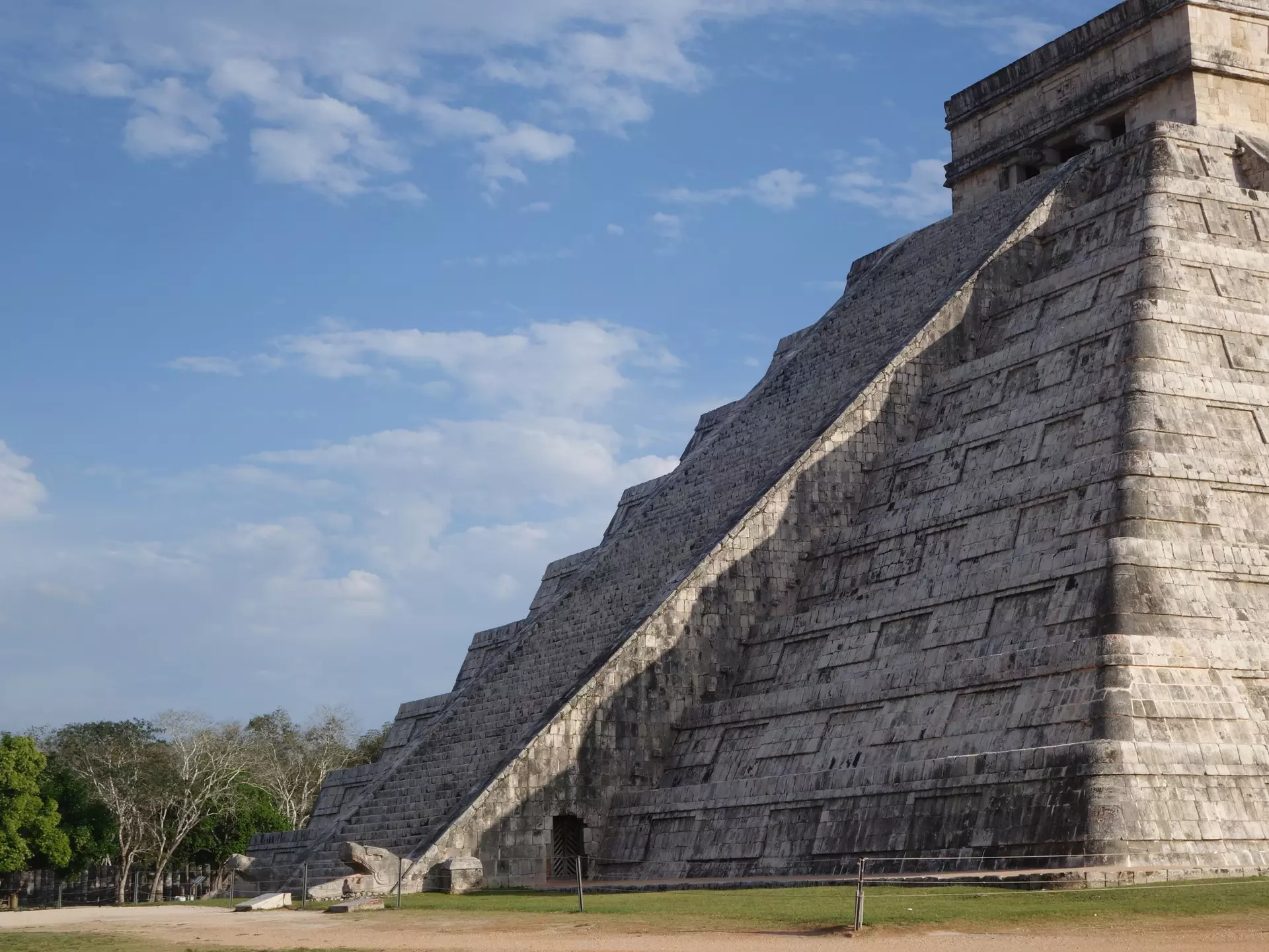 El Castillo at Chichén Itzá. Wu Swee Ong/Getty Images 