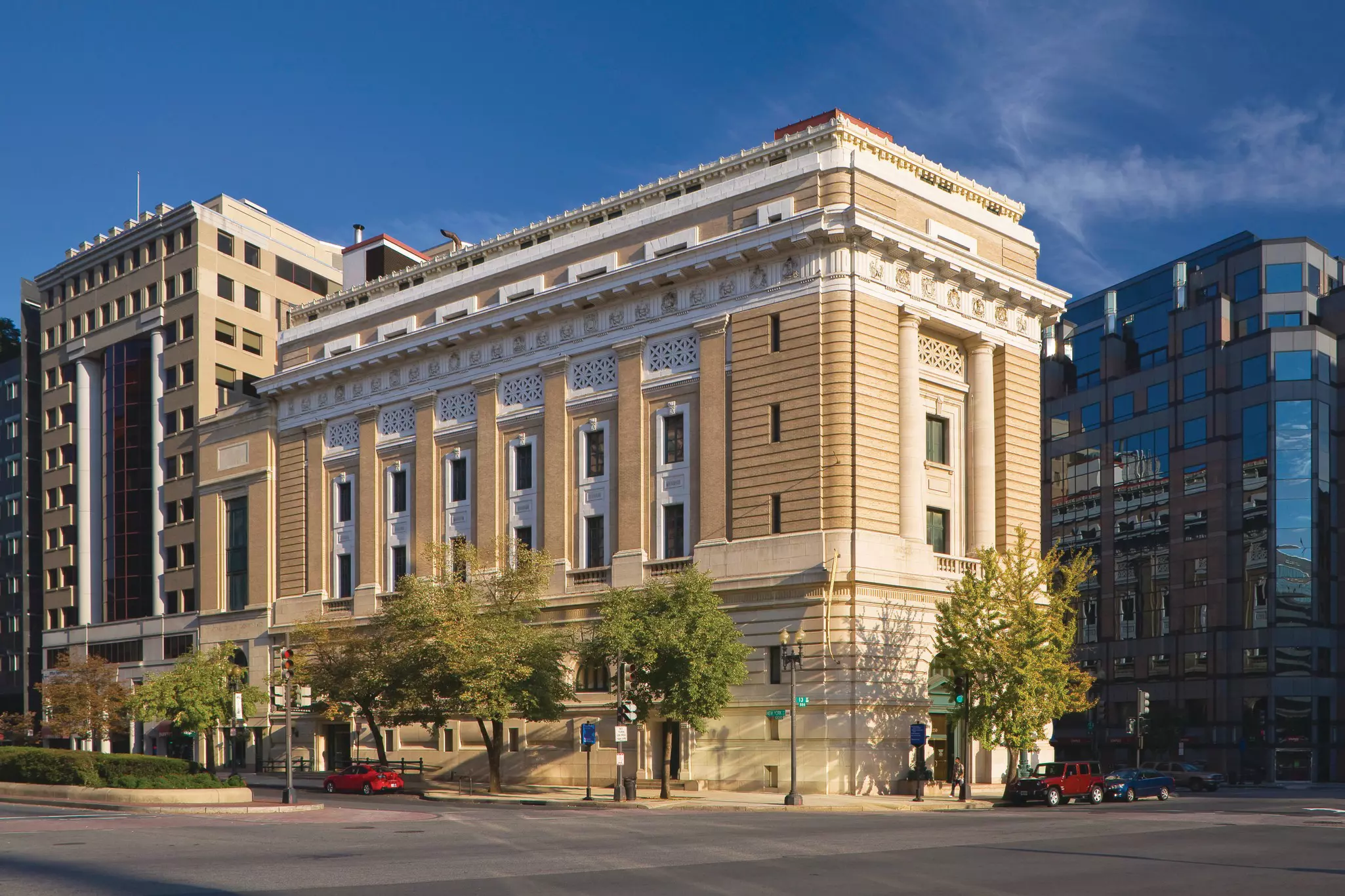 The National Museum of Women in the Arts is located in a former masonic temple © Thomas H. Field / The National Museum of Women in the Arts
