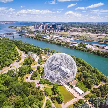 Amtrak has resumed service to Montréal. © R.M. Nunes/Getty Images
