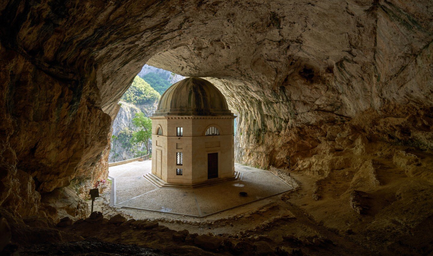 Tempio di Valadier built in 1828 inside a cave near caves of Frasassi.
