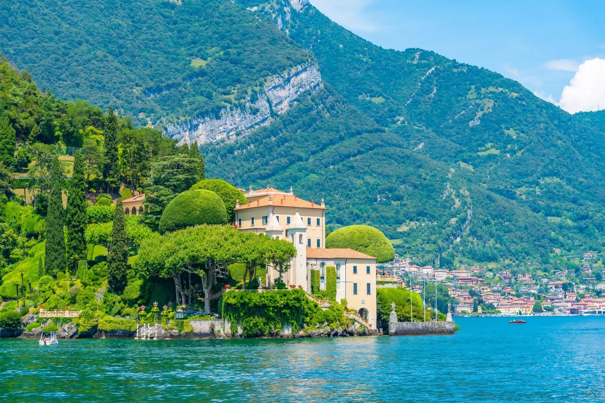 Villa del Balbianello at Lake Como in Italy, with the mountains rising behind.