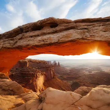 A turning point at Arches National Parks thanks to Mrs. Roberts © Nathan Yan / Stocksy United
