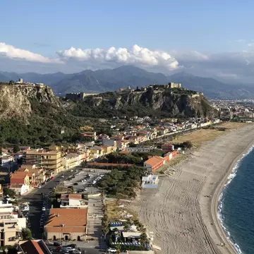Messina’s coastline potential origin place of the Giacoppo family c Silvia Marchetti.JPG