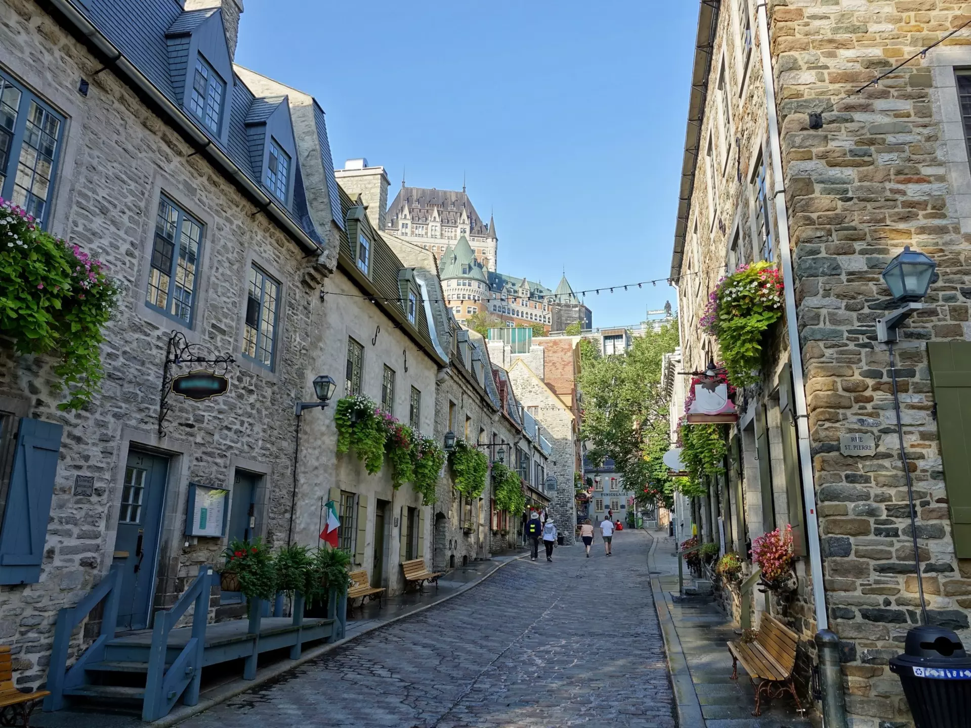Cobbled street in the Old Town of Québec City. 