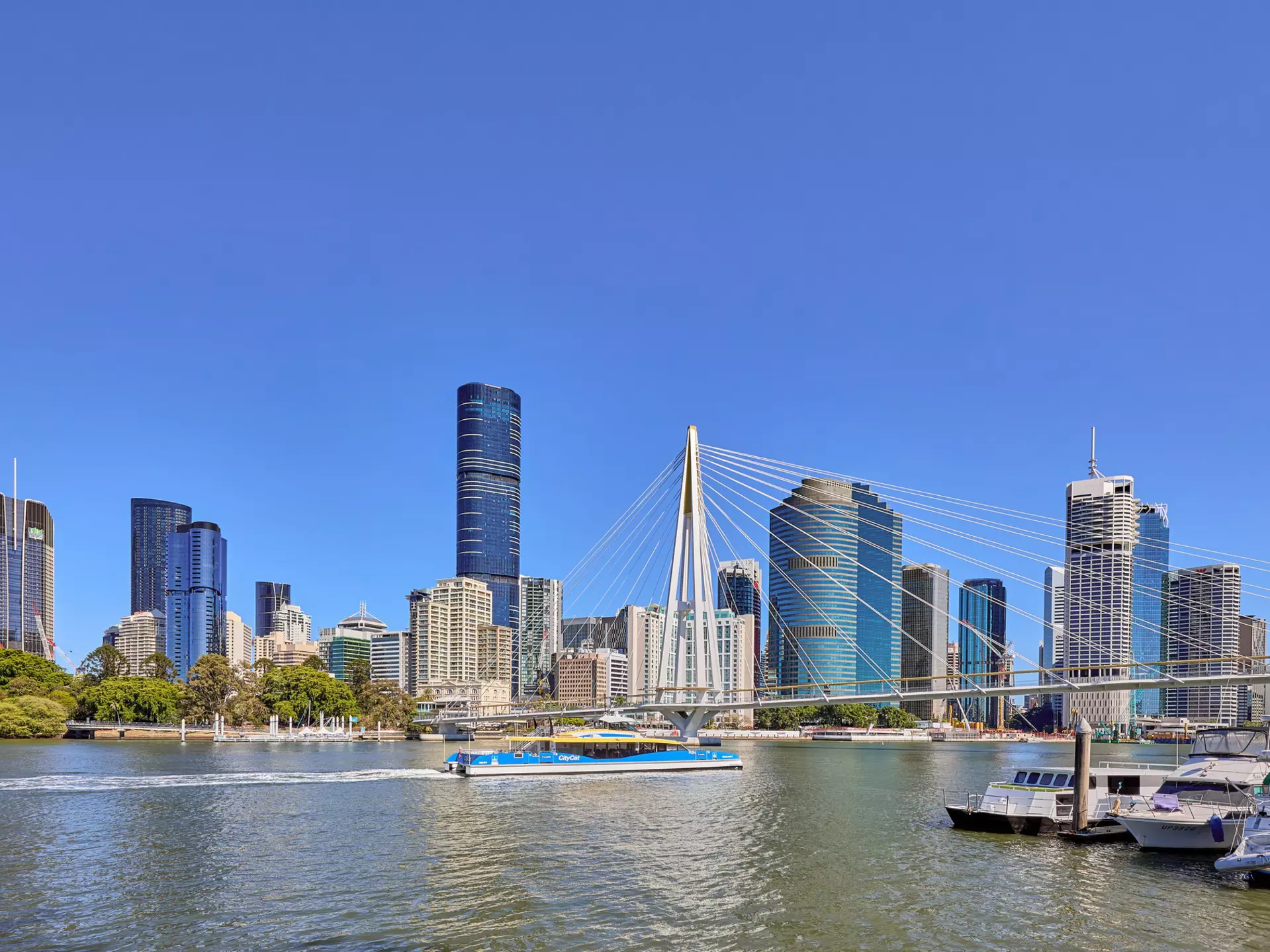 Kangaroo Point Bridge over the river in Brisbane, Australia. Peter Unger/Getty Images
