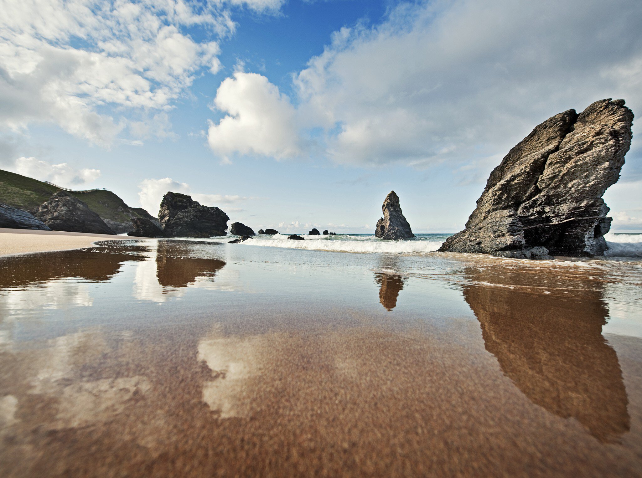 Rock formations in Sango Bay near Cape Wrath © Craig Easton / Lonely Planet