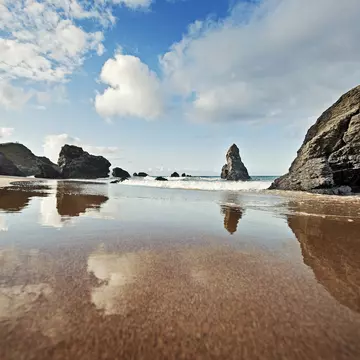 Rock formations in Sango Bay near Cape Wrath © Craig Easton / Lonely Planet