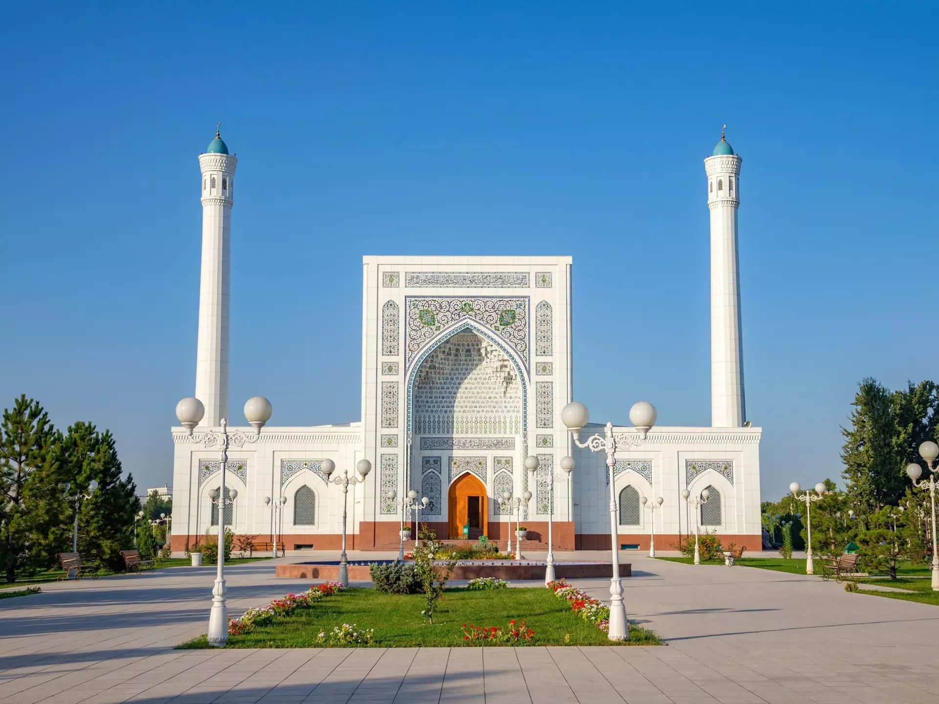 The Minor Mosque in Tashkent. shushonok/Shutterstock