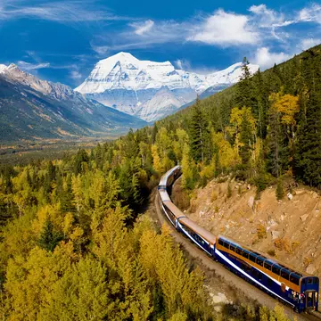 The Rocky Mountaineer runs through raw, wild landscapes with the best of comfort and luxury. Pete Seaward / Lonely Planet