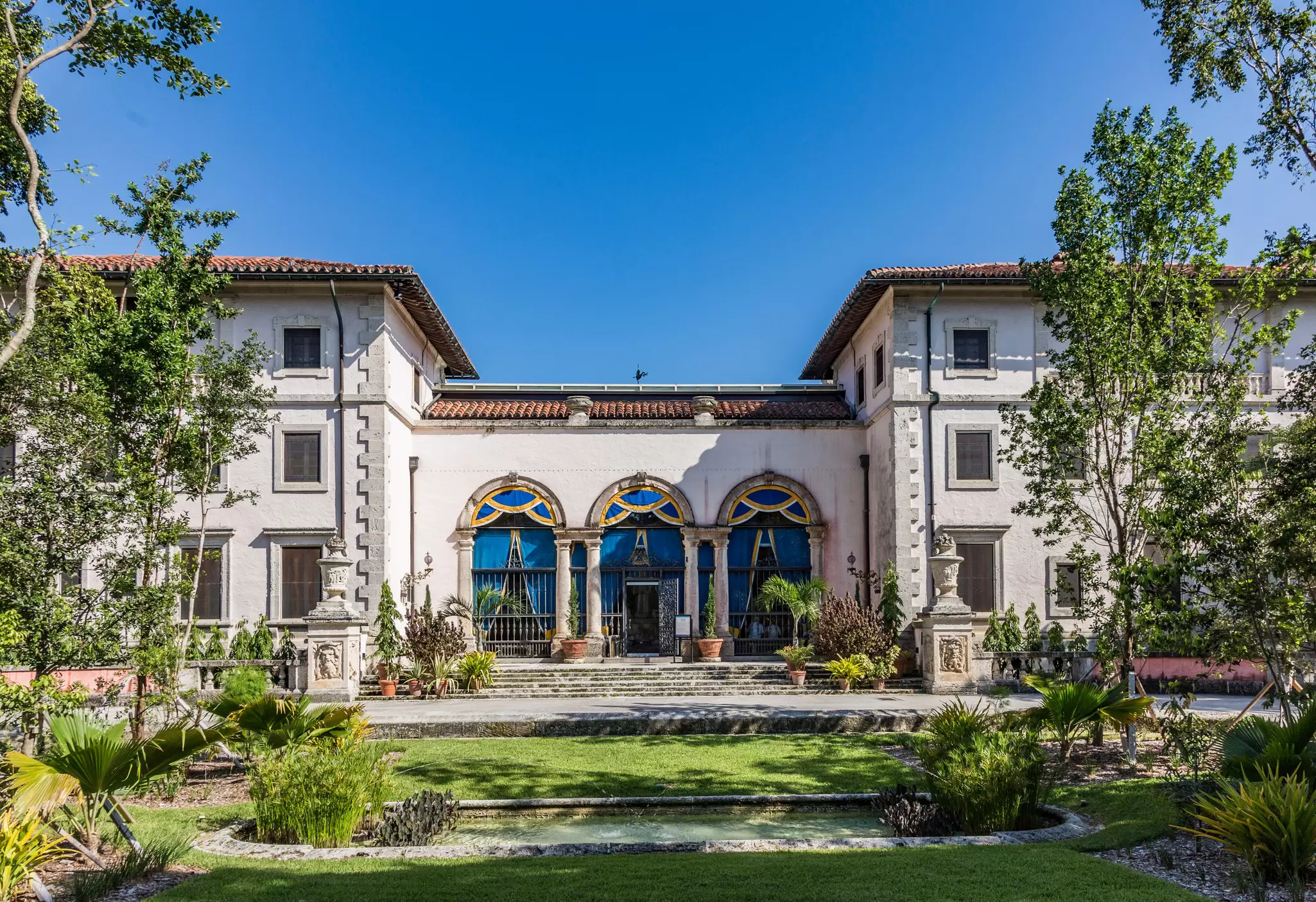 MIAMI, USA - AUG 24, 2014: Vizcaya, Floridas grandest residence, once belongs to millionaire industrialist James Deering, is in downtown Miami, Florida, USA.  License Type: media  Download Time: 2021-04-01T03:04:58.000Z  User: claramonitto  Is Editorial: Yes  purchase_order:   