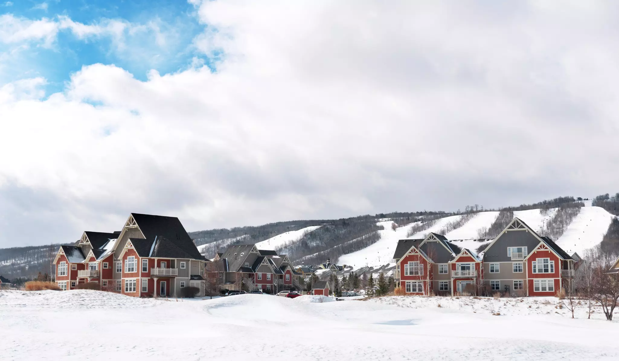 Lodging and cottages at Blue Mountain alpine ski resort, Collingwood, Ontario, Canada