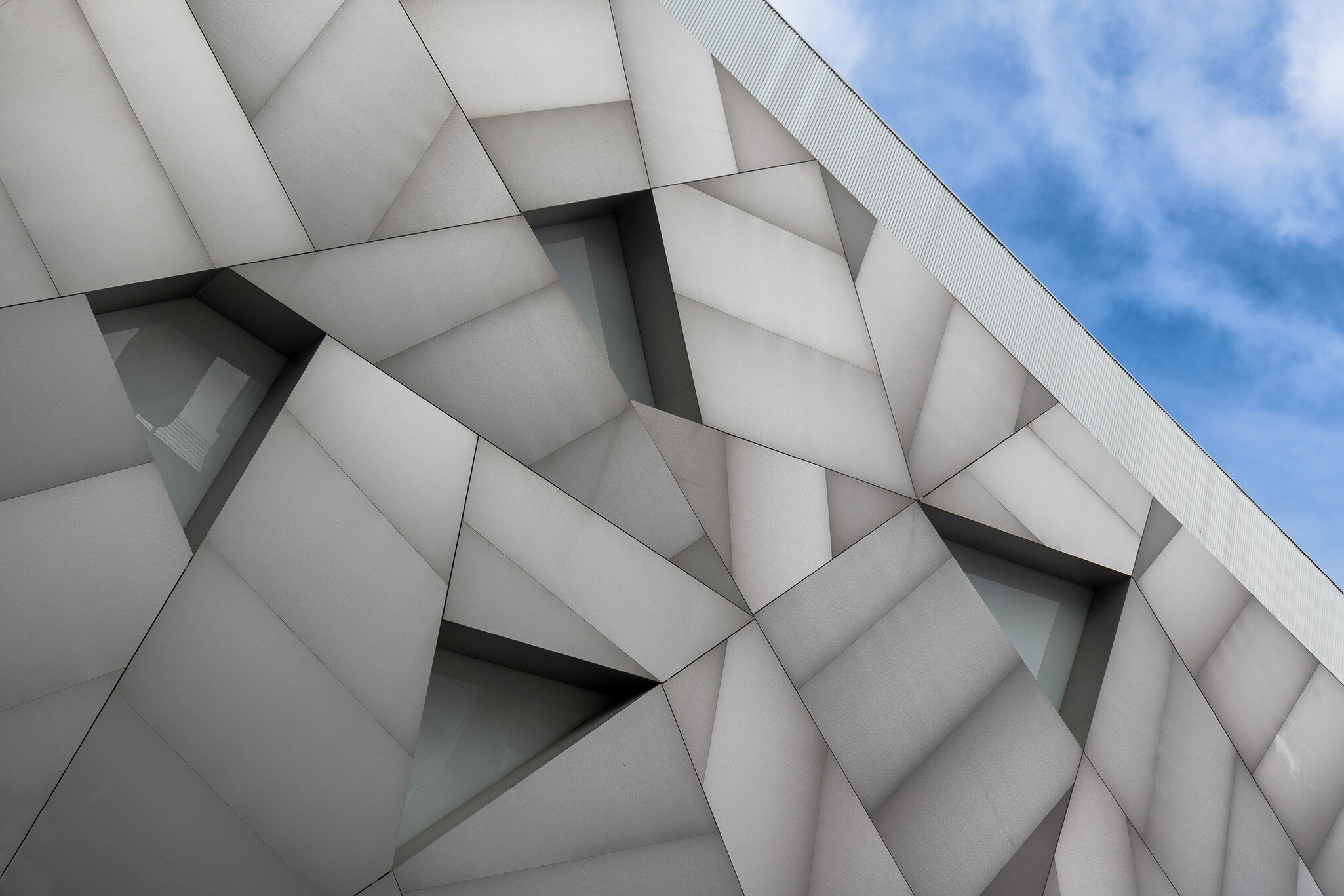 Miami, Florida, USA - December 15, 2018: Institute of Contemporary Art in the Design District at 61 NE 41st Street
1096618242
background, building, clouds, contemporary, daytime, downtown, exterior, florida, geometric, glass, grey, landmark, nobod...