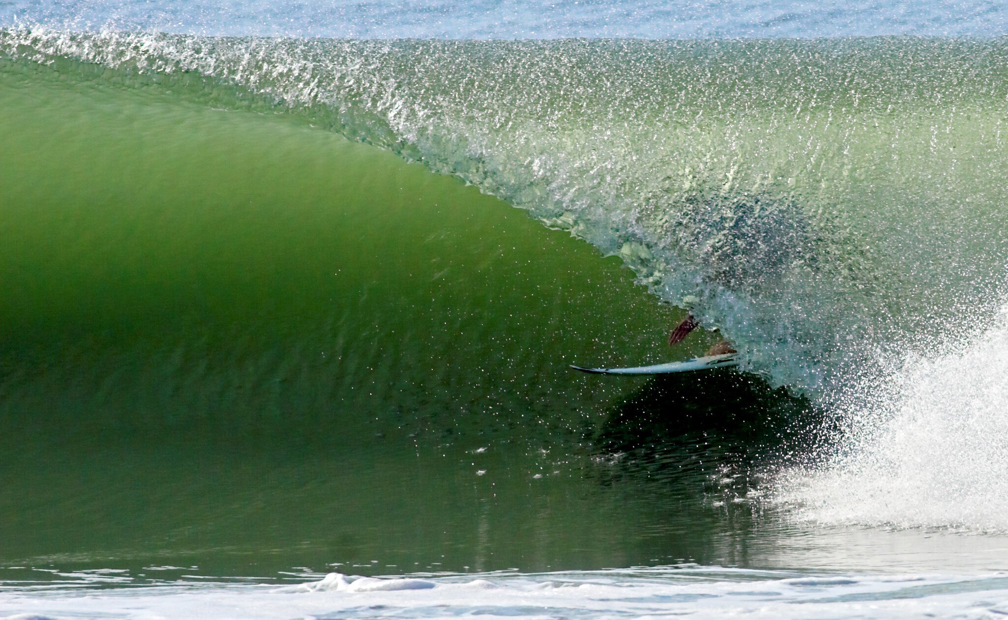 Tube, Barra de la Cruz, Surfing in sea