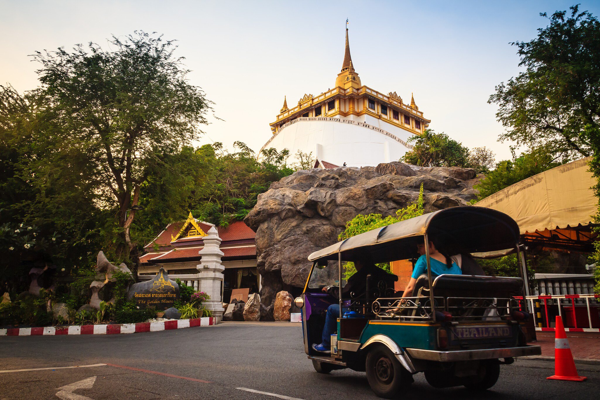 Tourist is visiting to Wat Saket Ratcha Wora Maha Wihan (Wat Phu Khao Thong, Golden Mount temple), a popular Bangkok tourist attraction and has become one of the symbols of the city.  License Type: media  Download Time: 2024-03-11T10:32:01.000Z  User: Norma.PrauseBrewer_LonelyPlanet  Is Editorial: No  purchase_order:   