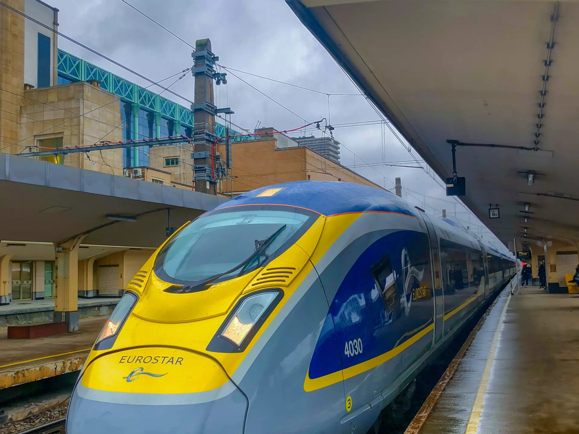 Brussels, Belgium - October 30, 2018: The E320 Eurostar International High Speed passengers Train waiting in the Brussels North railway station., License Type: media, Download Time: 2025-12-01T16:30:47.000Z, User: dermothegarty77, Editorial: true, purchase_order: 56530 - Guidebooks, job:  Global Publishing WIP, client: Western Europe 16, other: Dermot Hegarty