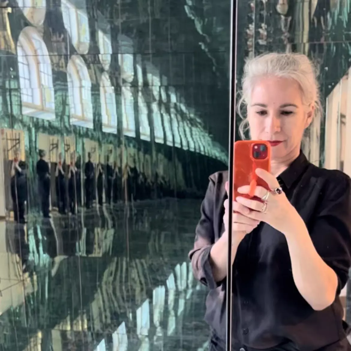 A hall-of-mirrors selfie moment at the Intercultural Museum © Tasmin Waby