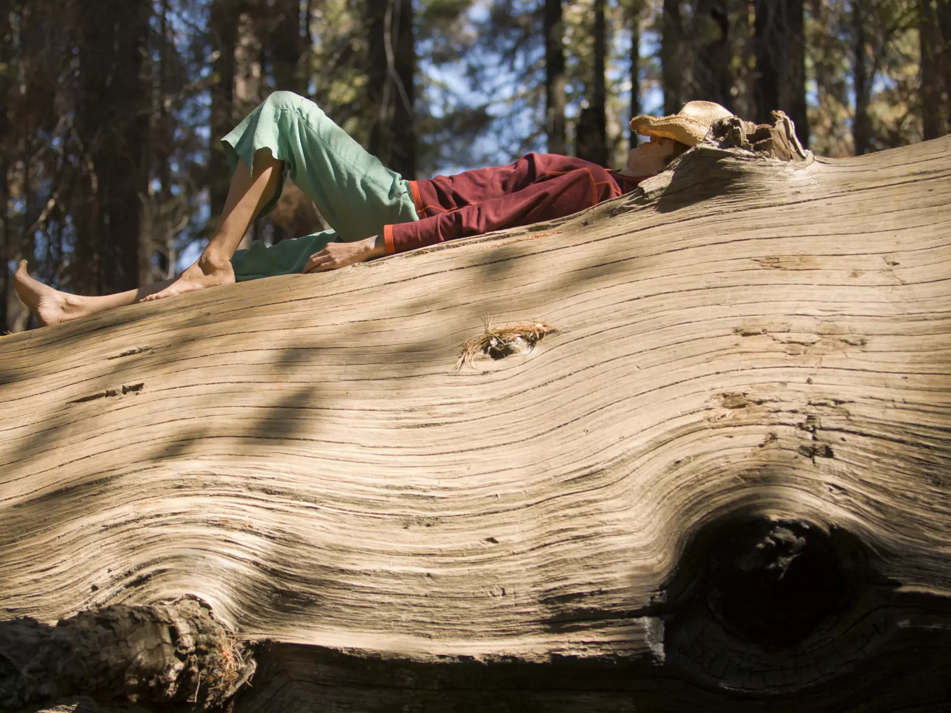 A good routine will aid you in sleeping well wherever you bed down. Doug Marshall / Getty Images