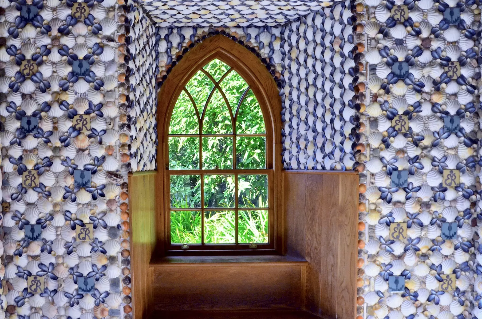 Window seat at the Queen Mother's Memorial Garden in a pavilion made of shells and oak.