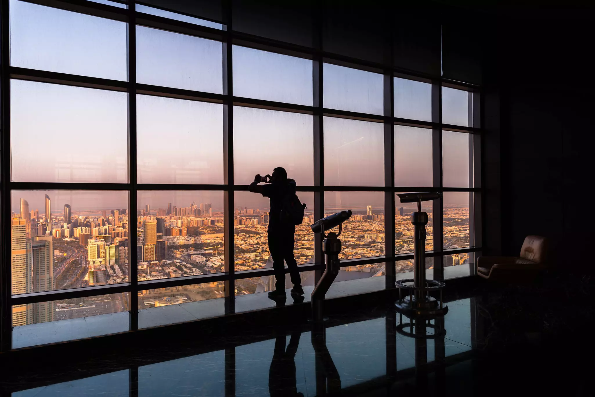 When things heat up in summer, opt for air-conditioned activities like visiting the Observation Deck at 300 © Luca Rei / Shutterstock