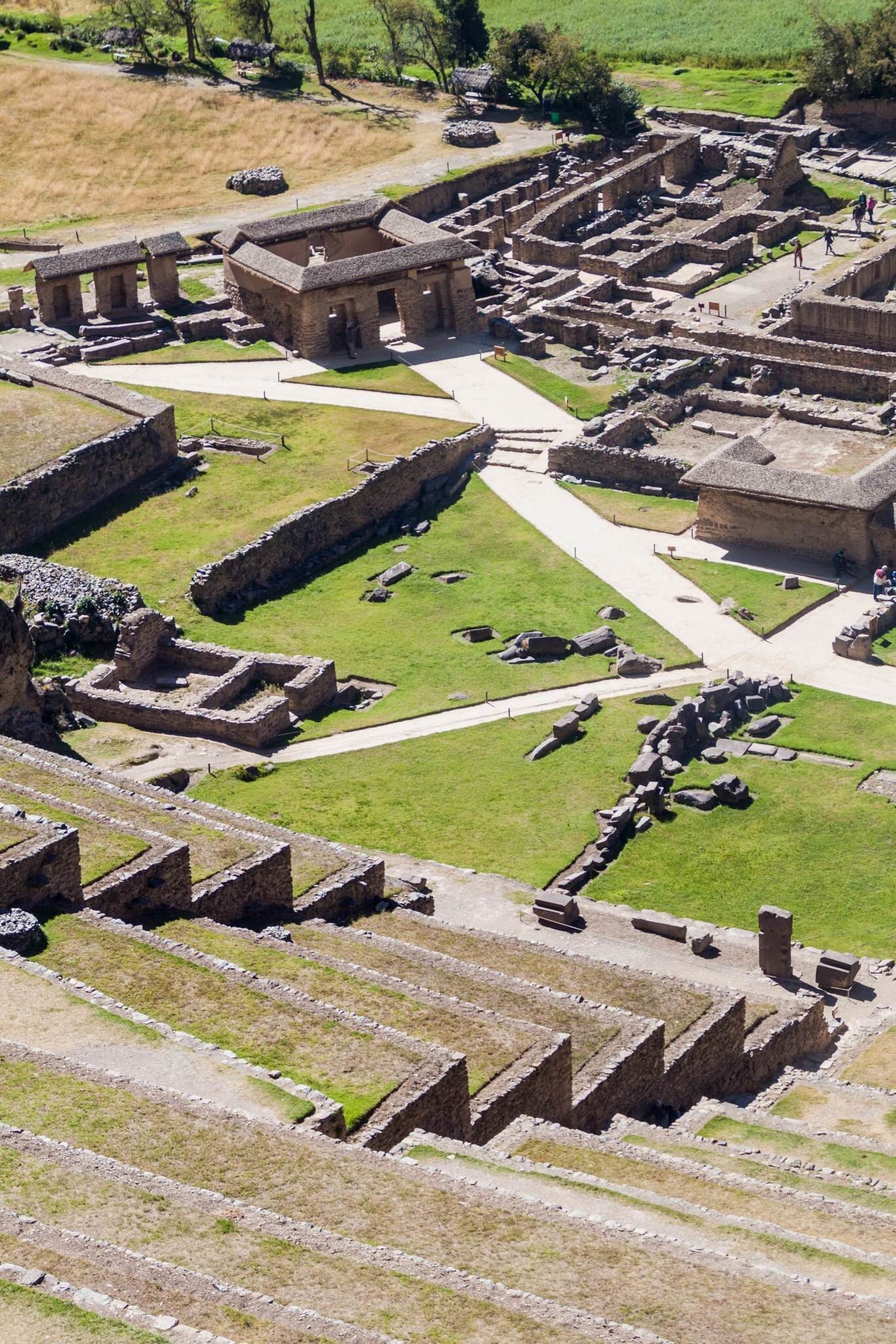 Ollantaytambo ruins