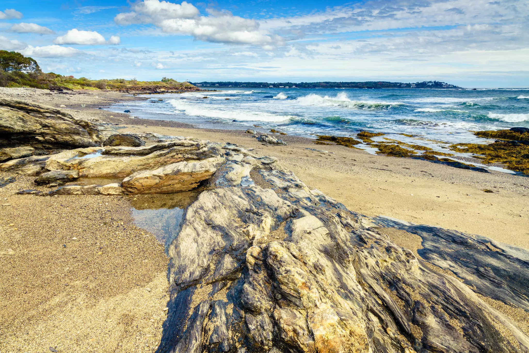 Crescent Beach is less than 10 miles from Maine’s biggest city © Alexey Stiop / Shutterstock