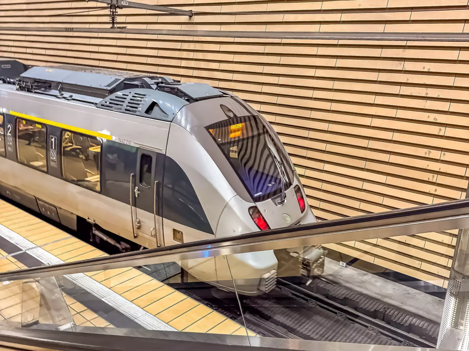 GettyImages-2208793676.jpg
Modern High-Speed Train at Station Platform, Urban Transportation, Public Transit, Travel. High quality photo
Modern High-Speed Train at Station Platform, Urban Transportation, Public Transit, Travel