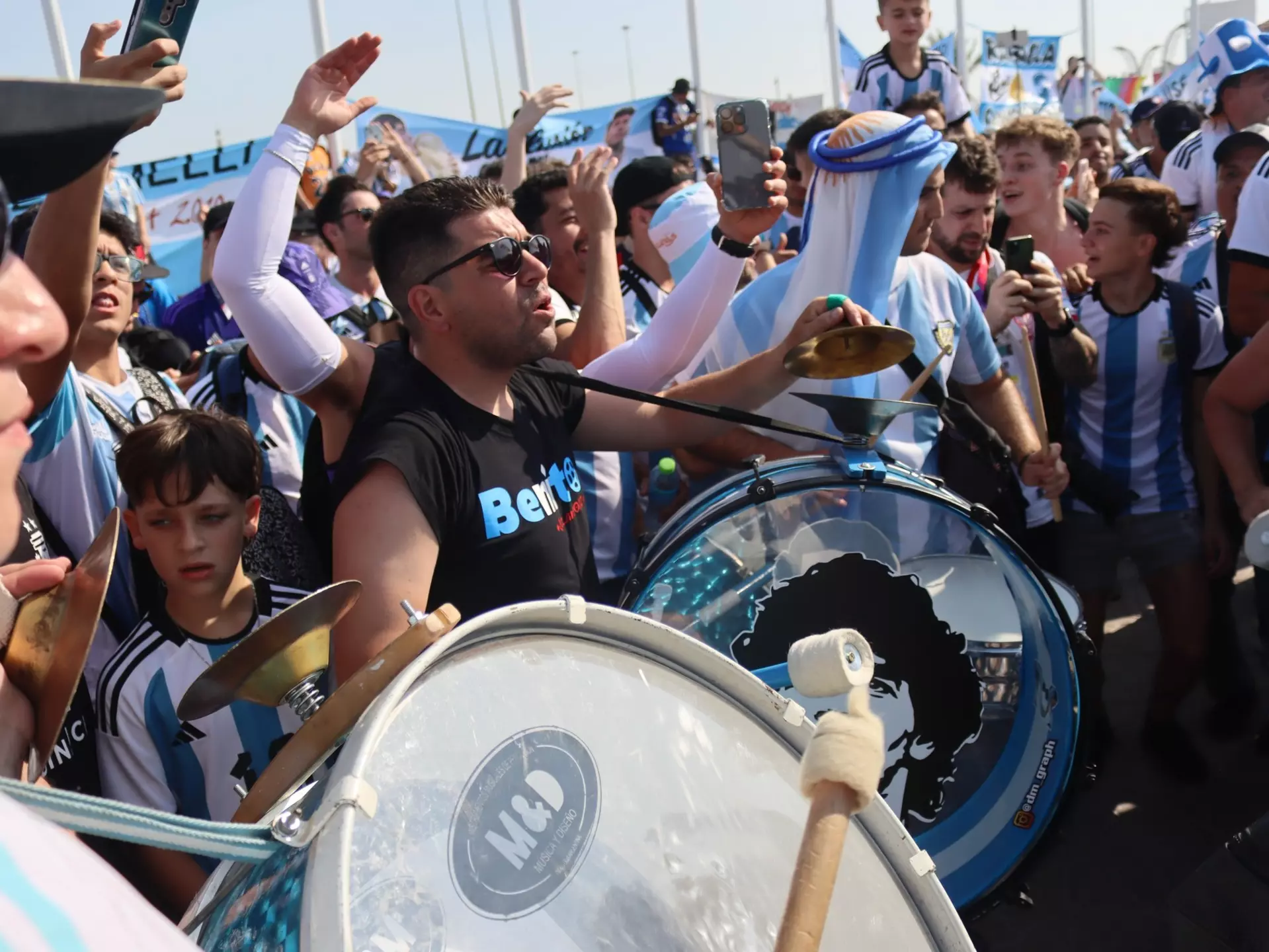 Doha, Qatar, 21th November 2022, Argentine fans party on the Corniche, License Type: media, Download Time: 2025-11-05T18:13:46.000Z, User: rhylton_redventures, Editorial: true, purchase_order: 65050 - Digital Destinations and Articles, job: Lonely Planet, client: World cup photo editing, other: Rhianydd Hylton