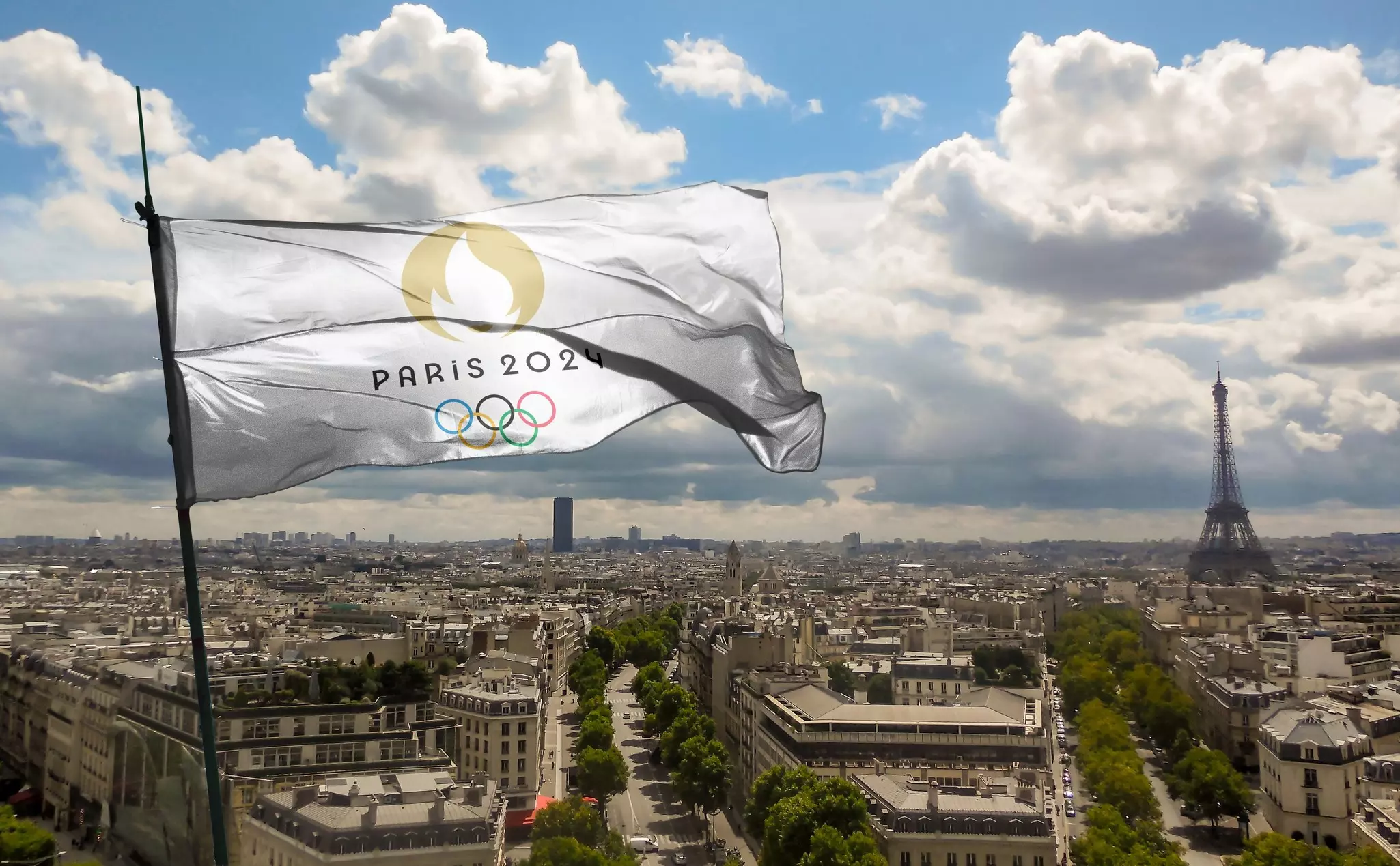 Paris is expecting over a million tourists for the Summer Olympic Games © Shutterstock / Svet foto